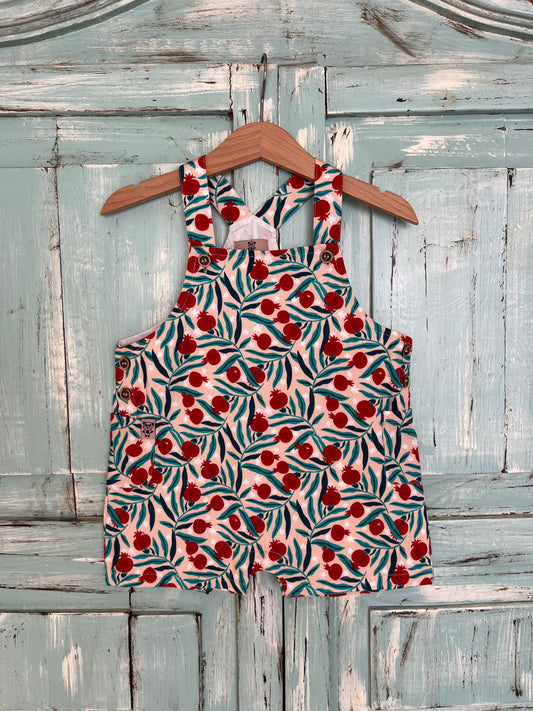organic cotton floral print romper for babies 9-18 months old, soft, breathable, and made from sustainable materials. featuring snap buttons for easy diaper change. Grow with the kid.Inside linen for added comfort on baby delicate skin